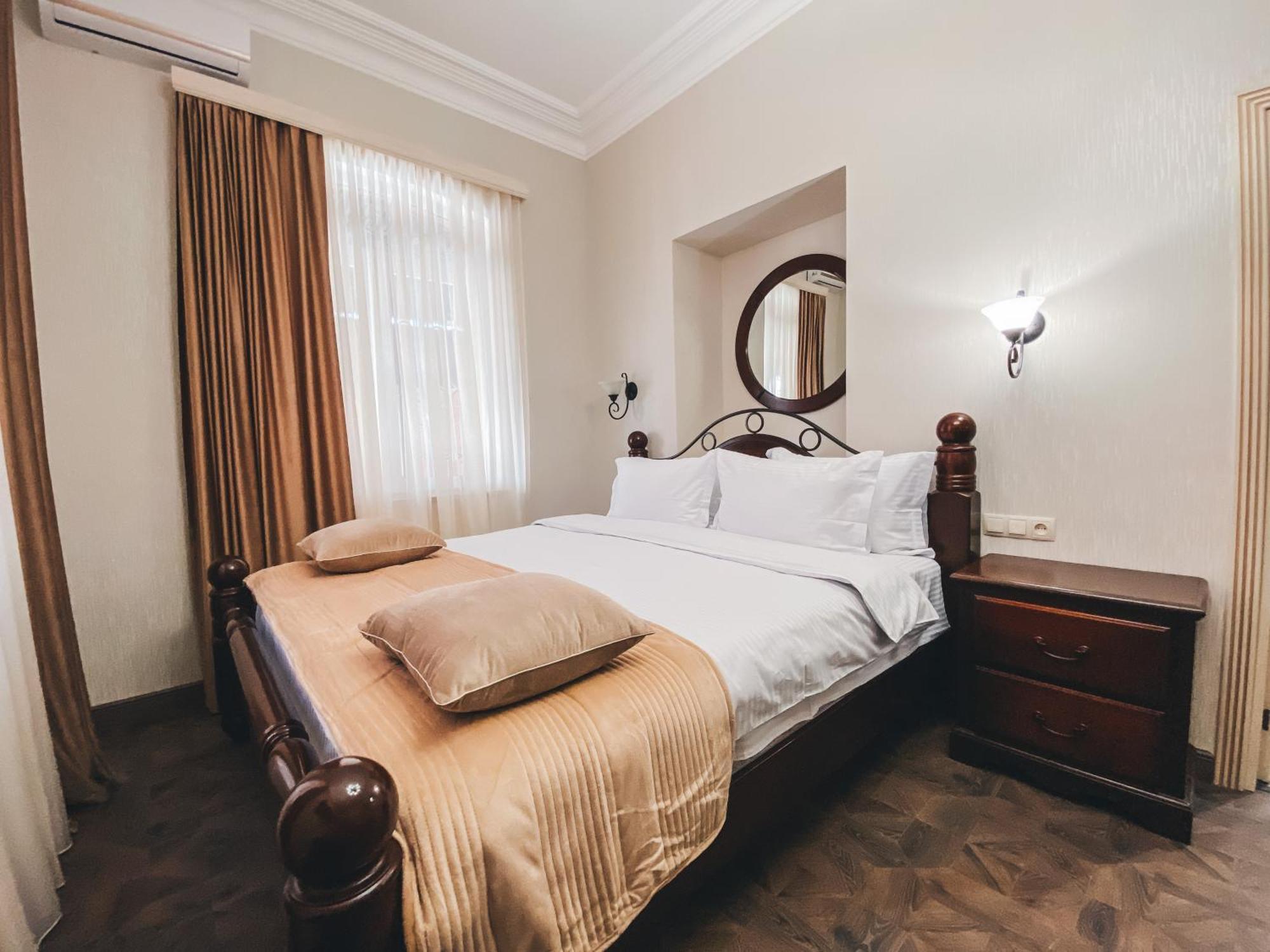 Aspar Boutique Hotel Erevan Esterno foto